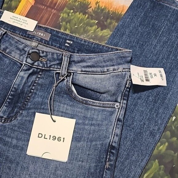 DL1961 Slim Jeans Nick Size 30x32 New - Picture 3 of 5